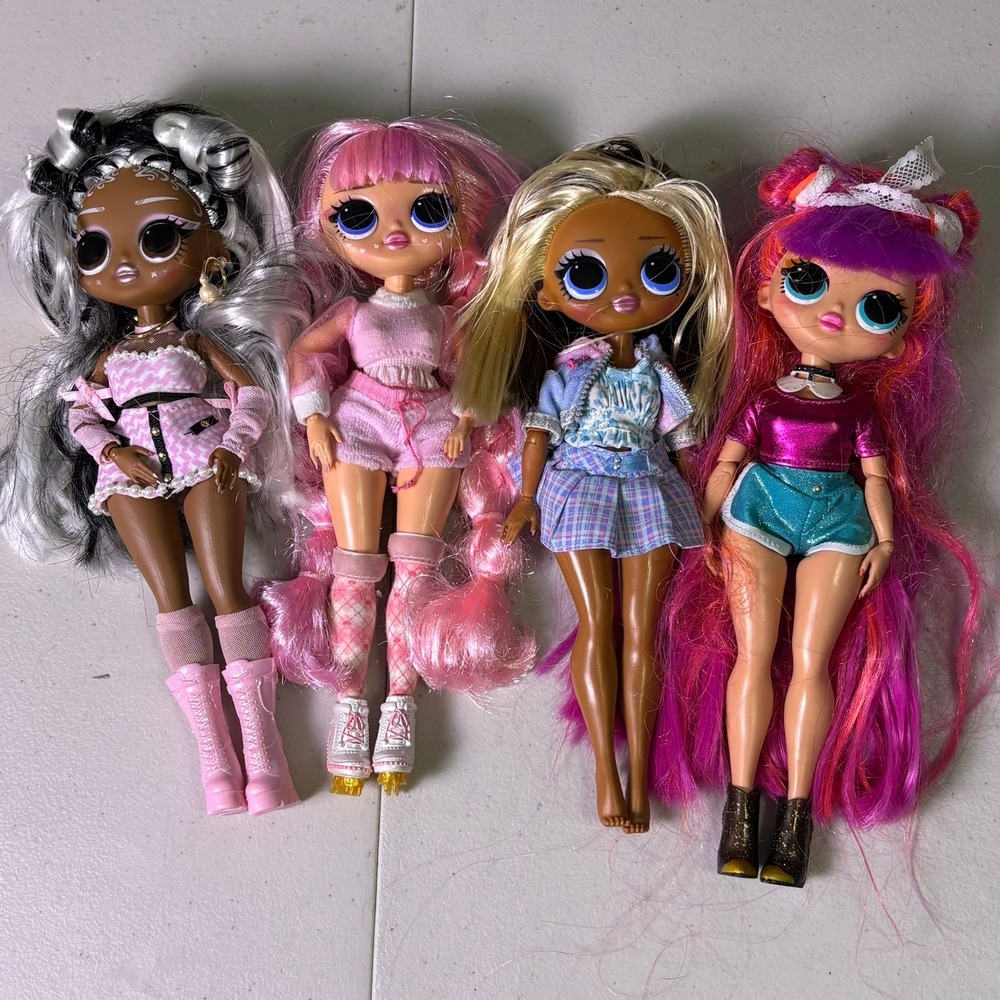 LOL Surprise OMG Fashion Doll Lot of 4 Moonlight BB Roller Chick Outfits Boots